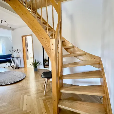 Design Maisonette I Kamin I 10 Personen I Netflix * Bremen